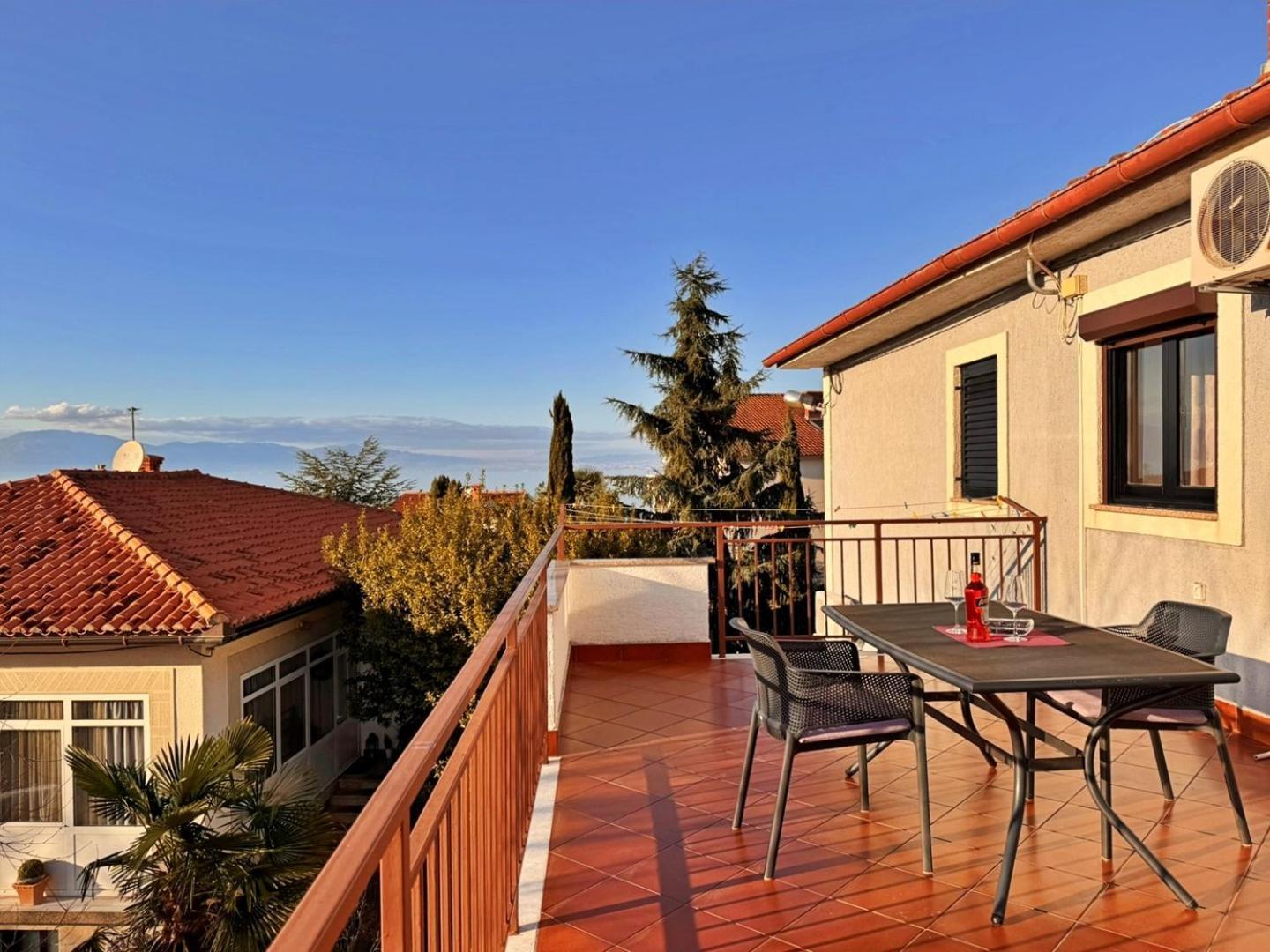 Apartments Katarina Malinska Εξωτερικό φωτογραφία