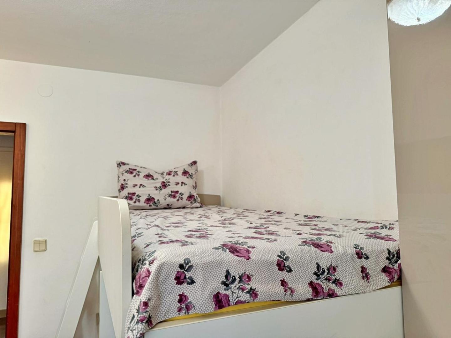 Apartments Katarina Malinska Εξωτερικό φωτογραφία