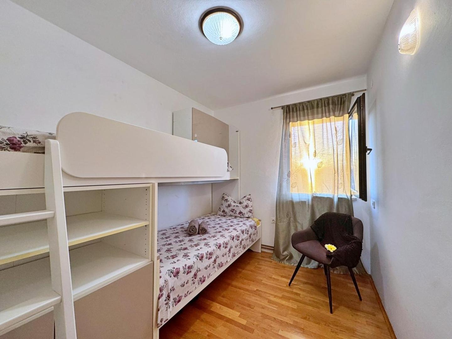 Apartments Katarina Malinska Εξωτερικό φωτογραφία